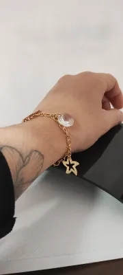 Pulseira Feminina Dourada com Cristais e Pingente Fé