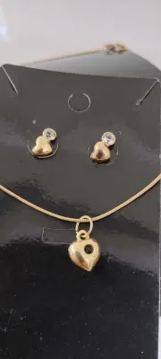 Conjunto Banhado a Ouro Colar e Brincos Coração Delicado com Ponto de Luz
